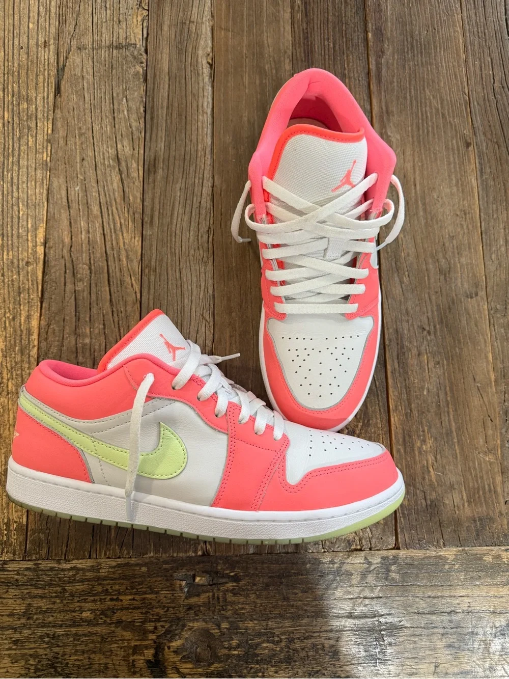 Nike Air Jordan 1 Low SE 